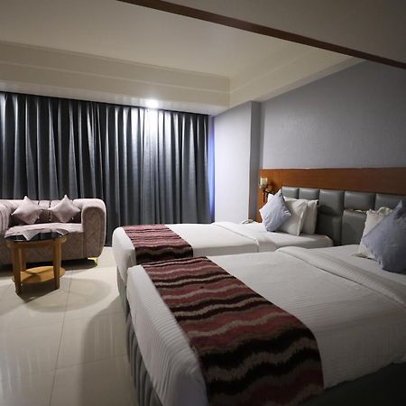 Eastin Hotels Haydarabad Dış mekan fotoğraf
