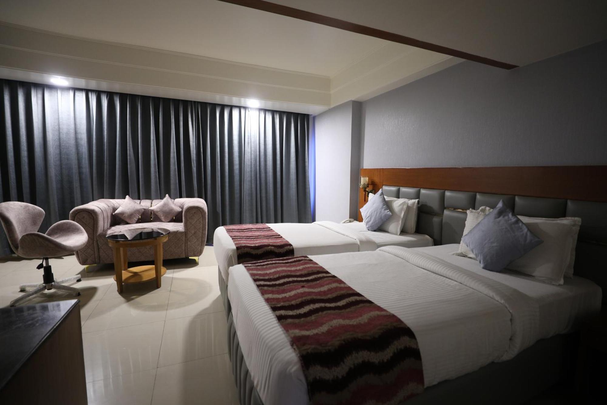 Eastin Hotels Haydarabad Dış mekan fotoğraf